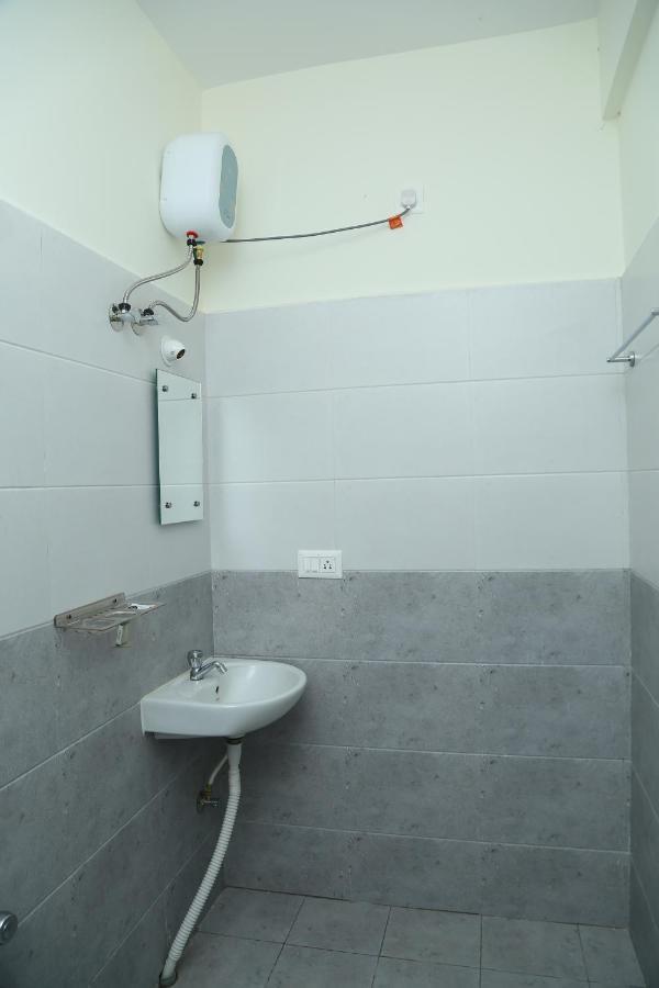 Hotel Bangalore Airport Inn, Near Kempegowda Airport, Airport Pickup & Drop Available 24X7 Devanahalli Exterior photo